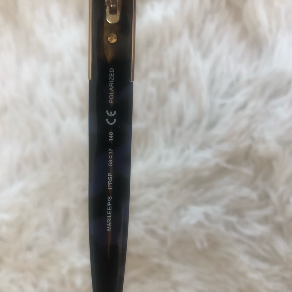 KATE SPADE, tortoise glasses. - Picture 8 of 9